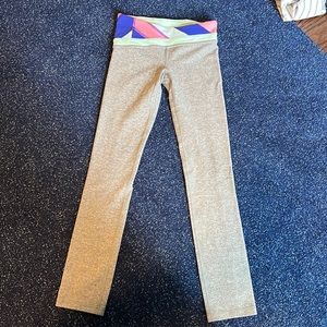 Size size 7 Ivivva leggings